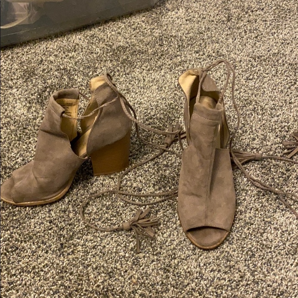 Madden Girl Tie Up Heeled Booties